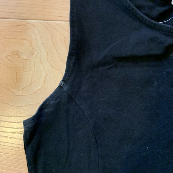 ❌SOLD❌ 🌻 2/$10 New Look London black peplum top - Picture 7 of 7